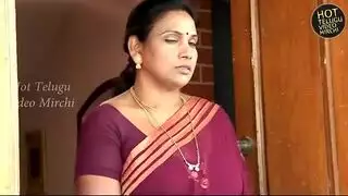 رسوم متحركة إباحية: فرج زهري وثدي مهتز