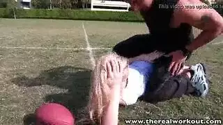 فلم نيك معه مامتو