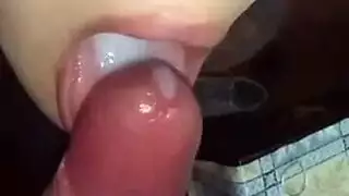 إنهاء استمناء مكثف مع جلسة شرب السائل المنوي