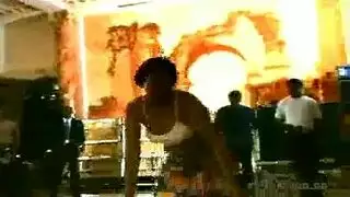 صراخ إباحي عالٍ في حفلة جنس ثلاثية