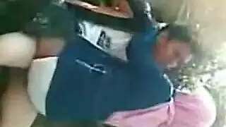 إباحية مجانية: أقدام وأصابع ليزا العربية المغرية