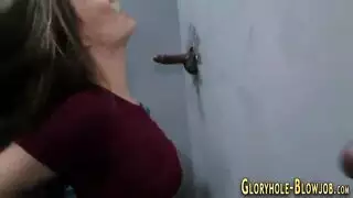 إباحية ثقب المجد: مص سائل نائب رئيس مهم في السر