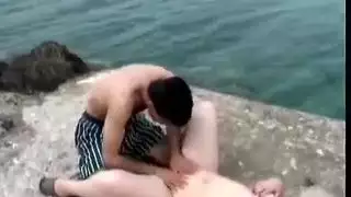 حفلة جنس عربية على الشاطئ تحت الشمس