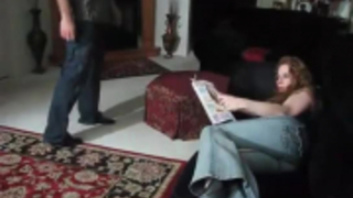 المنحدر أحمر الشعر في أسماك الأسماك يأخذ الديك ضخمة عميق.