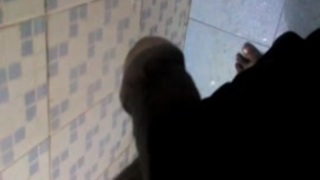 نائب الرئيس معي ، الكثير من الحيوانات المنوية.