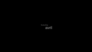 تاري أفريل هي مراهقة يابانية رائعة
